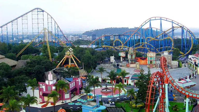Six Flags Amusement Park
