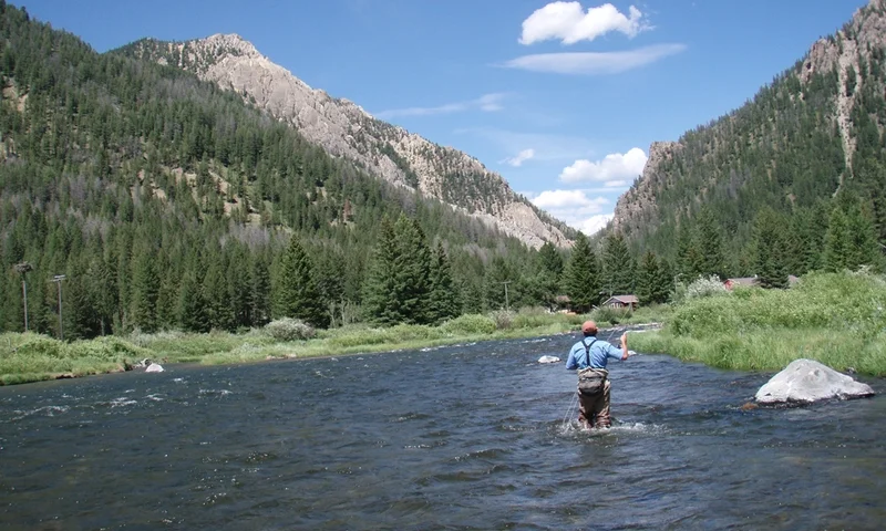 Enjoy Water Activities In The River And Lakes in bozeman