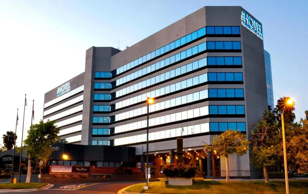 The Hotel Huntington Beach 