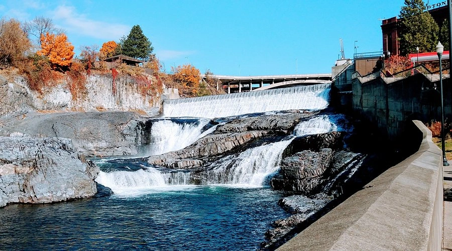top places to visit in spokane
spokane-falls