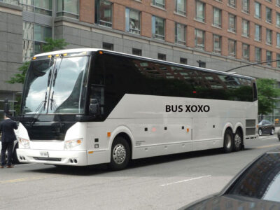 Full-Size-Coach-Bus