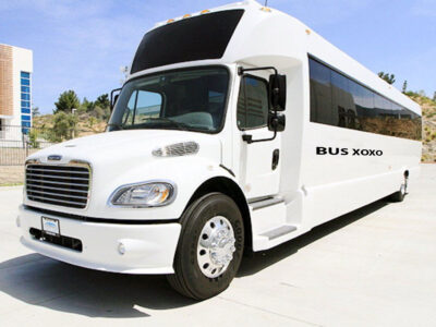 Full-Size-Coach-Bus