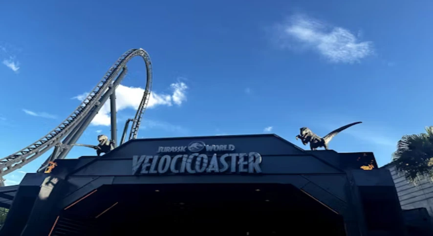 Jurassic World VelociCoaster