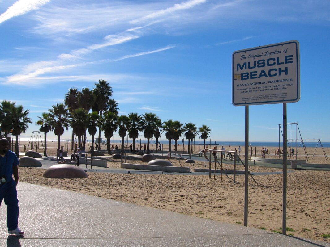 Venice Beach : Things To Do, See & Eat In 2025
