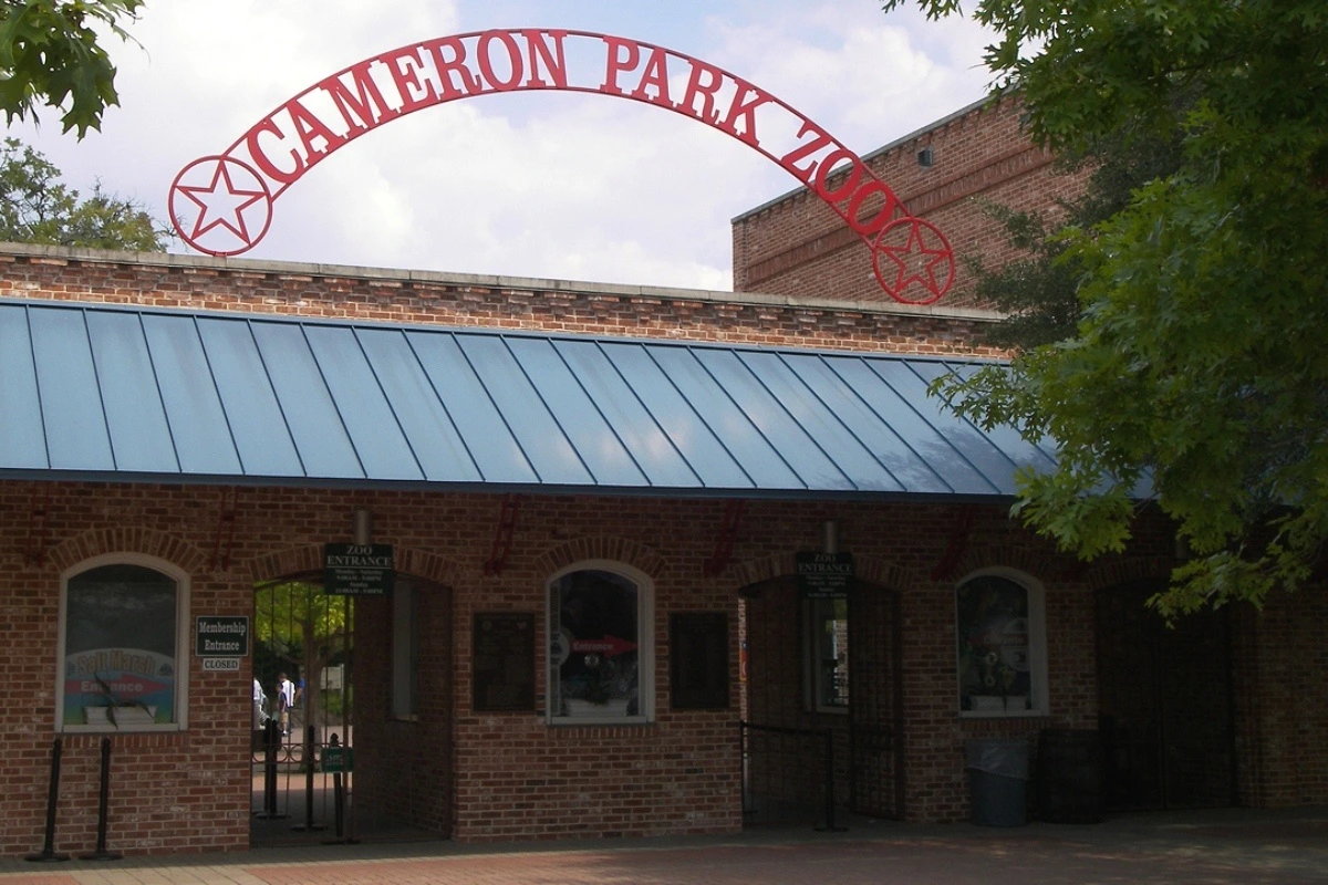cameron park zoo img.