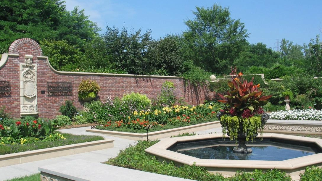 Lauritzen Gardens Omaha