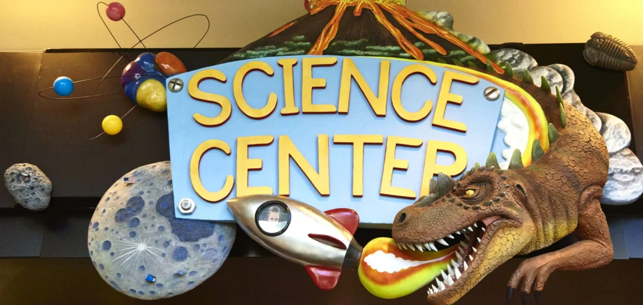 places to visit in illinois is The science center 