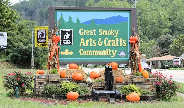 arts and crafts community tennessee