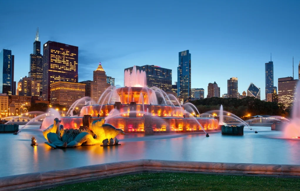 millennium park places to visit in illinois