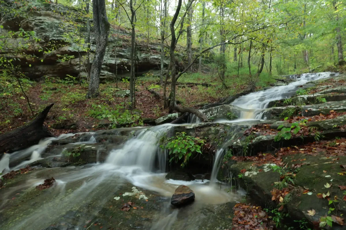Cascada del Parque Estatal Giant City