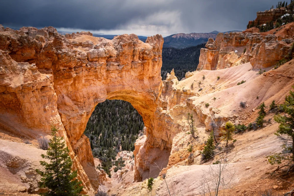 Puente natural del cañón Bryce