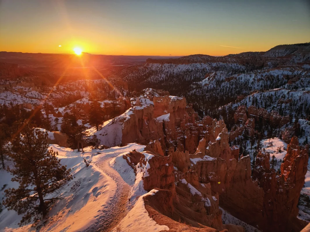 Vista del amanecer y vista del atardecer