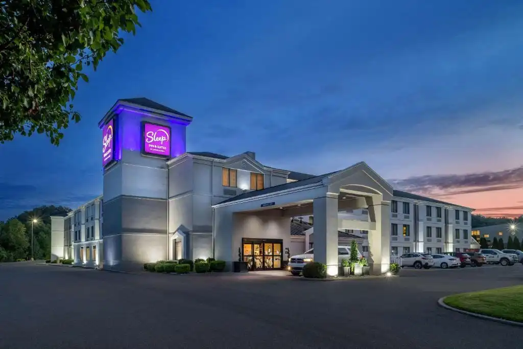 sleep inn & suites cross lanes west virginia