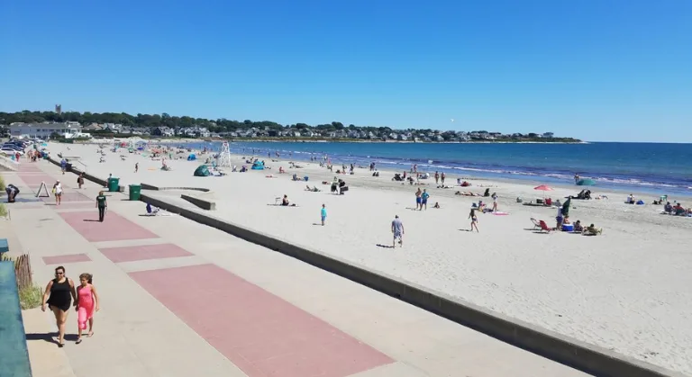 Easton’s Beach image