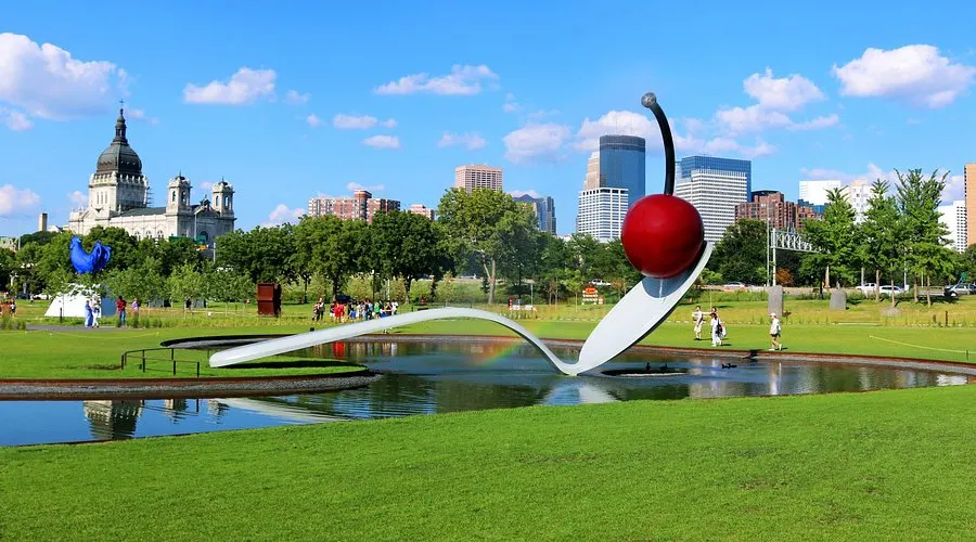 Minneapolis Sculpture Garden image