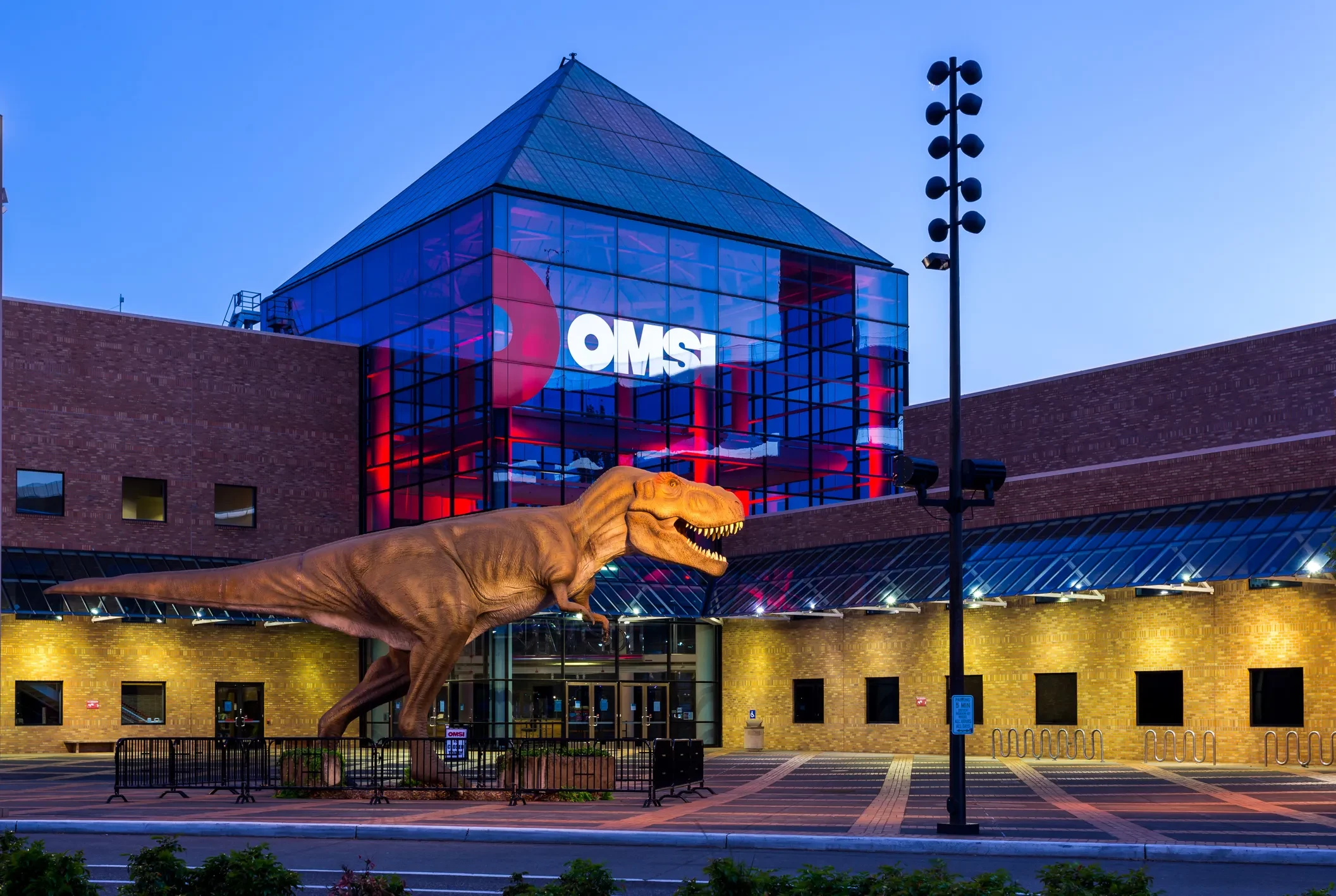  Oregon Museum of Science and Industry (OMSI)