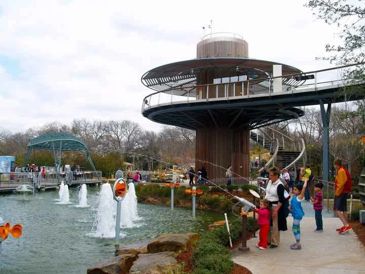 Jardín de aventuras para niños de Rory Meyers
