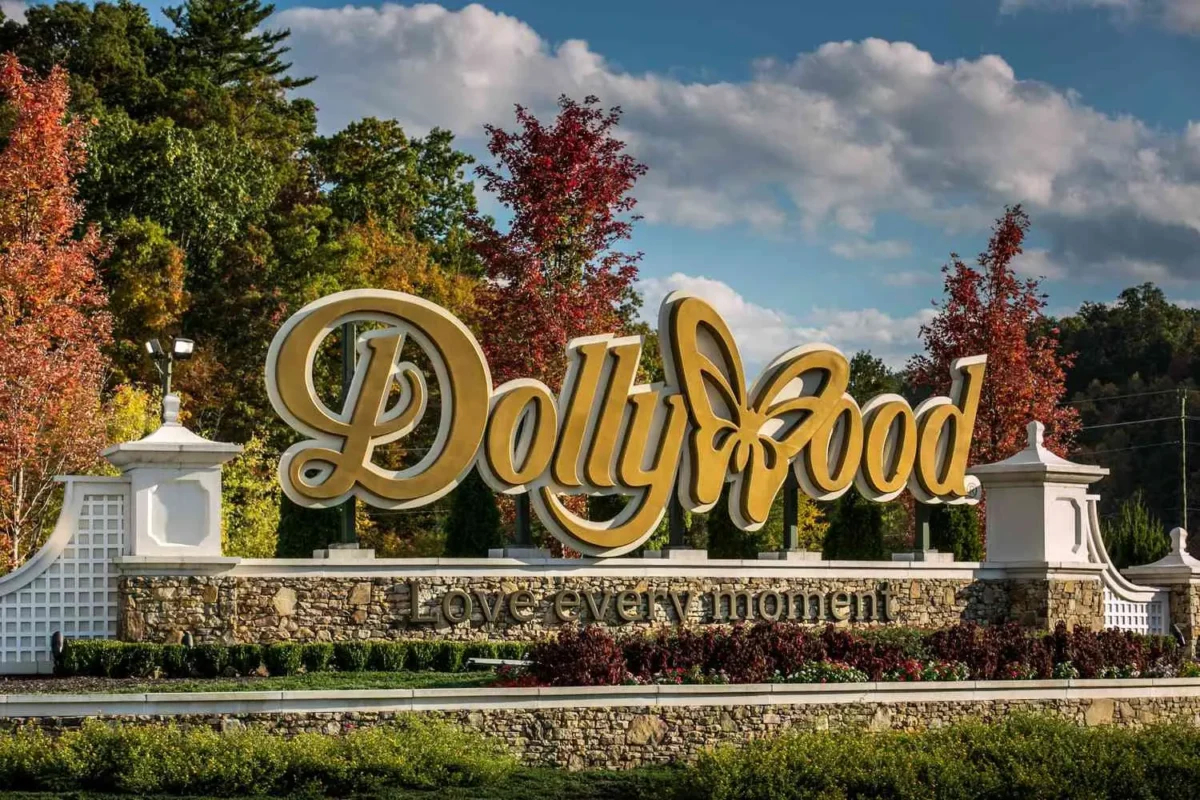 Dollywood Theme