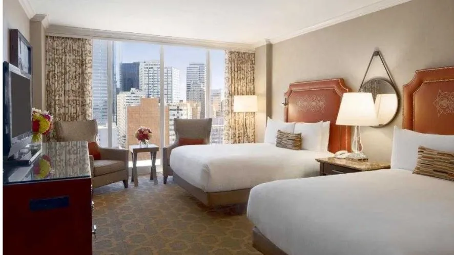 Hotel-Near-American-Airlines-Center-body-img