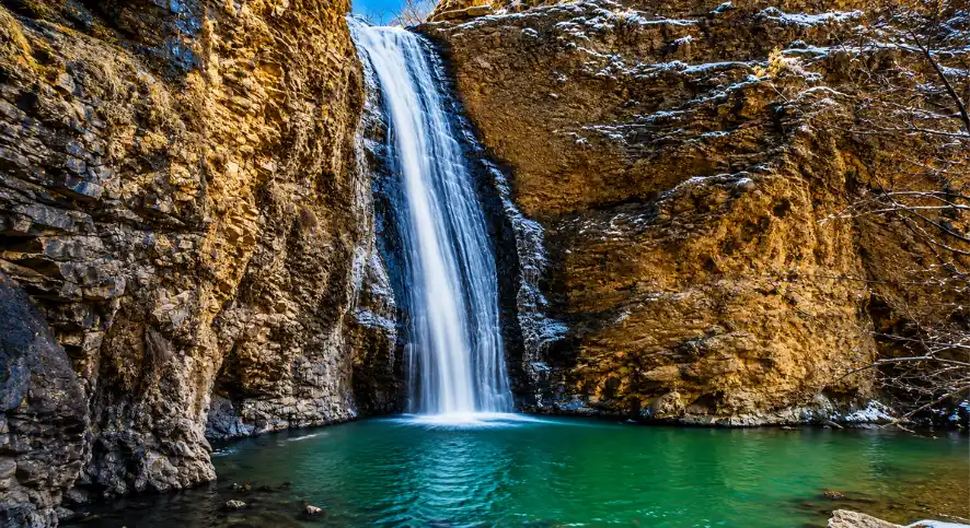 Jump Creek Falls Feature Image