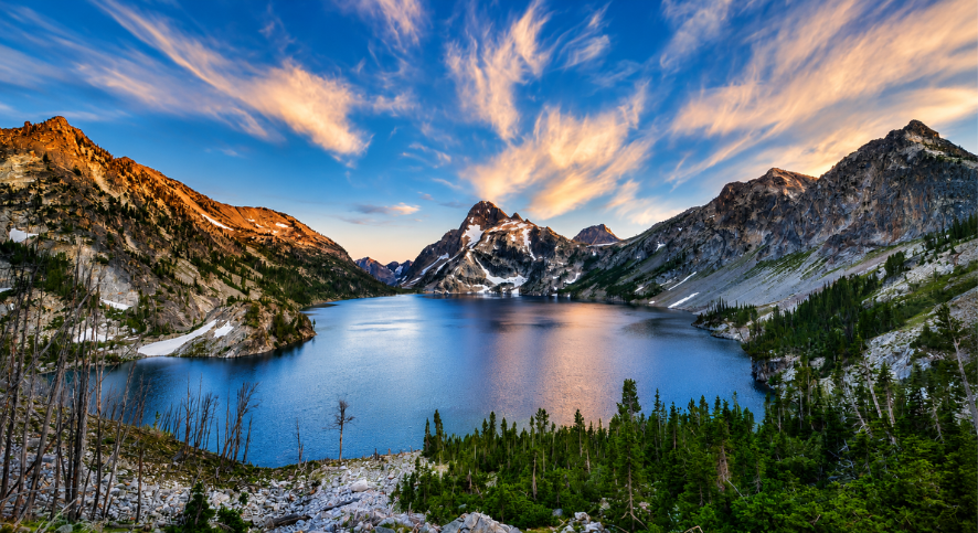 Lake Sawtooth Feature Image