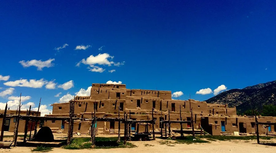 Taos